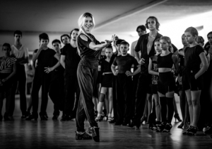 Инструктор парных танцев (социальных, спортивных, эстрадных)